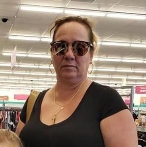 Meet your Posher, Raysa